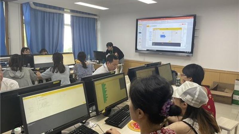 揭秘十大技能培训品牌：收费标准背后的真相